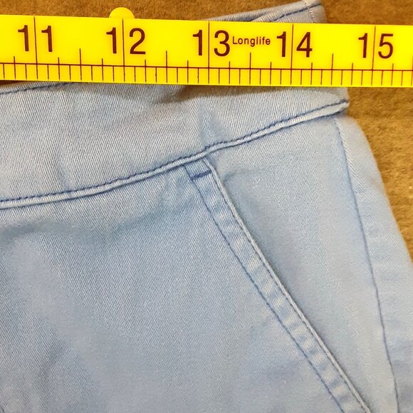 Denim & Co Woman's Capri Pants Size MEDIUM (8), Blue, Pockets, Cozy - Picture 8 of 10